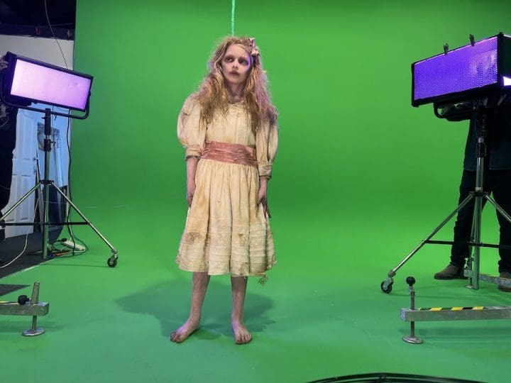 Atmospheric-lighting-on-the-infinity-cove